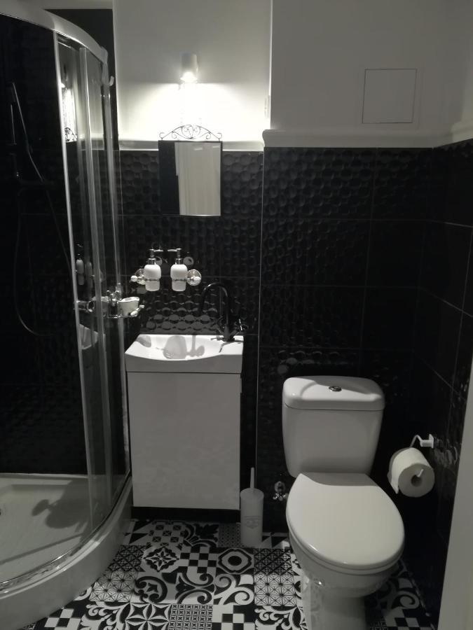 Апартаменты Poznanska Apartament Studio Варшава Экстерьер фото